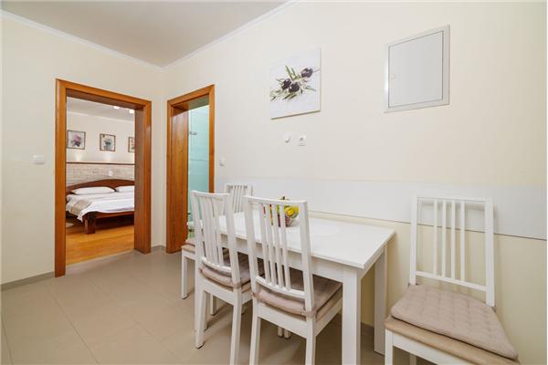 Apartment A6, for 4 persons