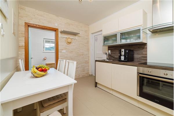 Apartment A6, for 4 persons