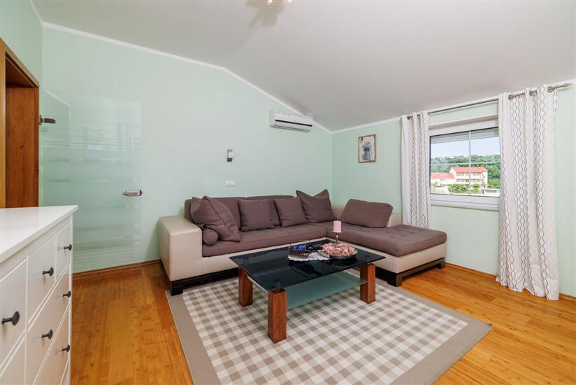 Apartment A6, for 4 persons