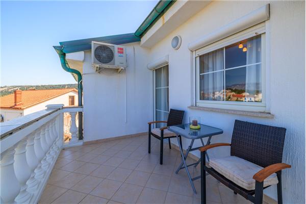 Apartment A6, for 4 persons