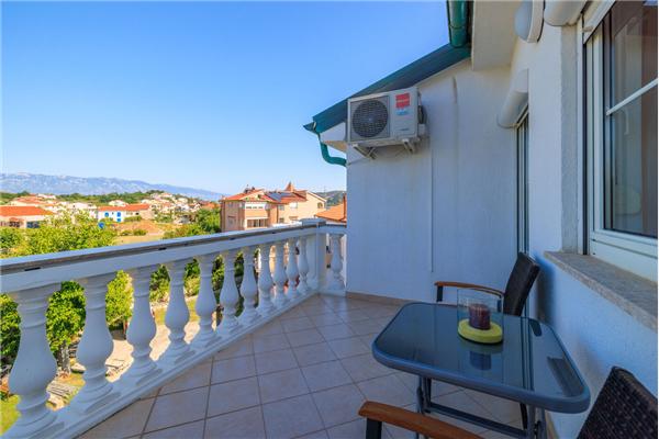 Apartment A6, for 4 persons