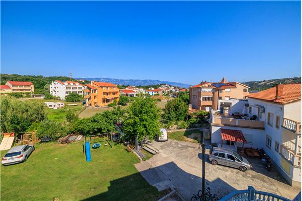 Apartment A6, for 4 persons