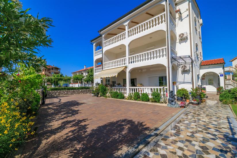 Apartments Spomenka Zvonko