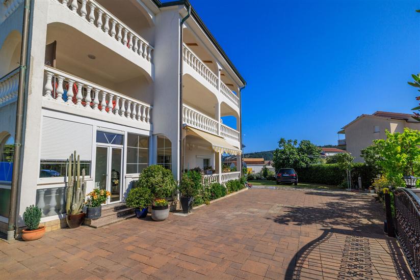 Apartments Spomenka Zvonko