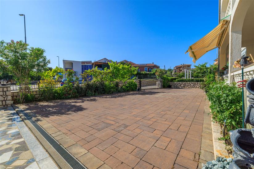 Apartments Spomenka Zvonko