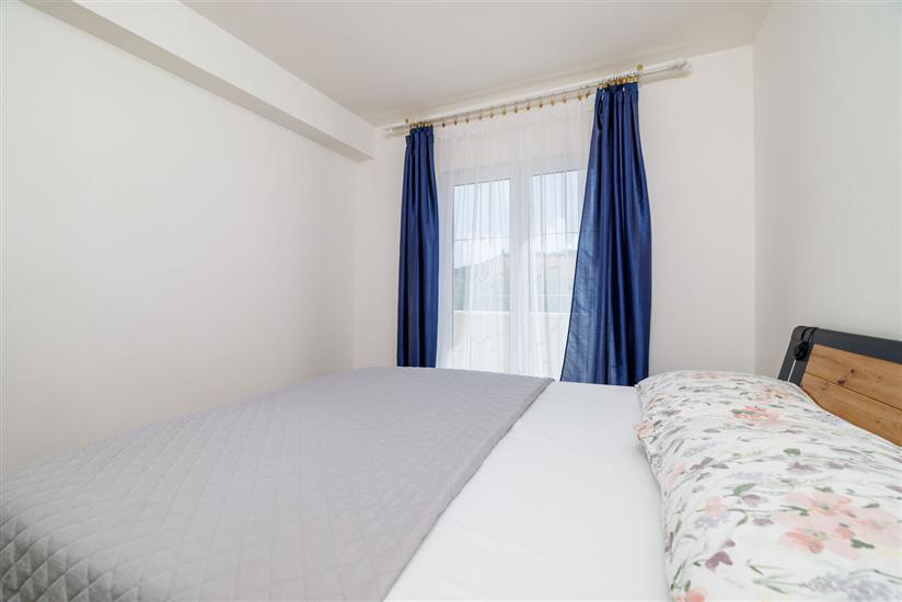 Apartment A1, for 6 persons