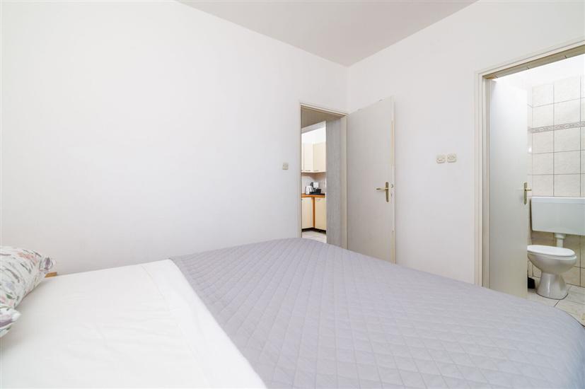 Apartment A1, for 6 persons