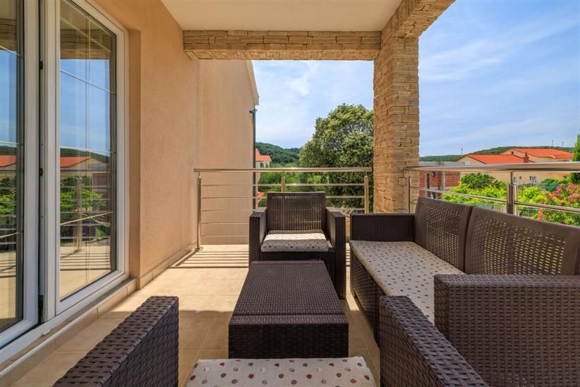 Apartment A1, for 6 persons