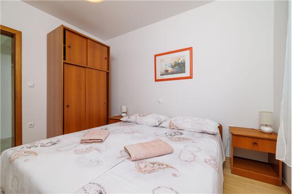 Apartment A1, for 4 persons