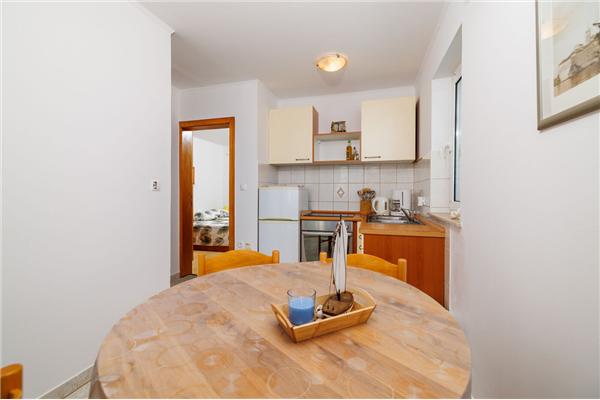 Apartment A2, for 4 persons