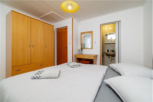 Apartment A2, for 4 persons