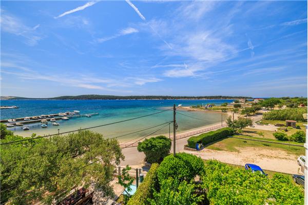 Apartment A2, for 4 persons