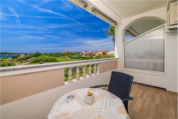 Apartment A4, for 3 persons