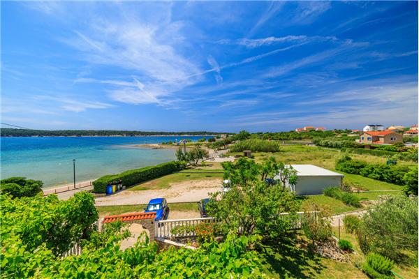 Apartment A4, for 3 persons