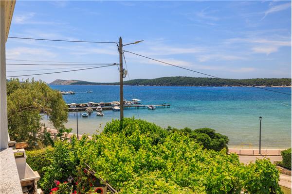 Apartment A4, for 3 persons