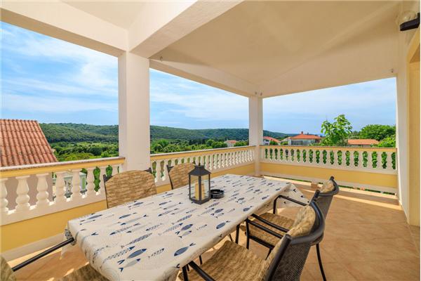 Apartment A1, for 5 persons