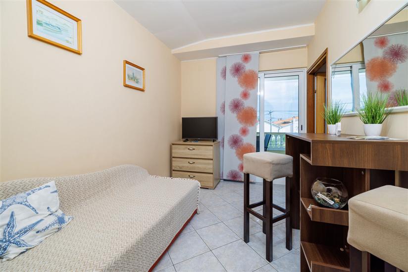 Apartment A2, for 5 persons