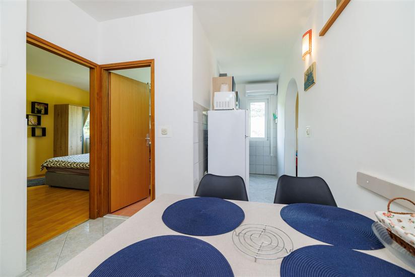 Apartment A2, for 5 persons