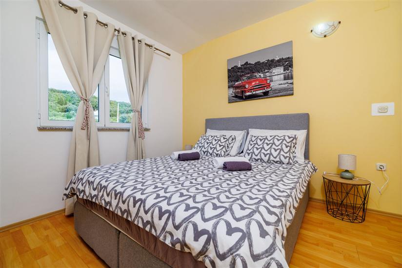 Apartment A2, for 5 persons