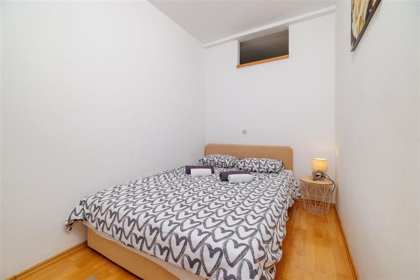 Apartment A2, for 5 persons