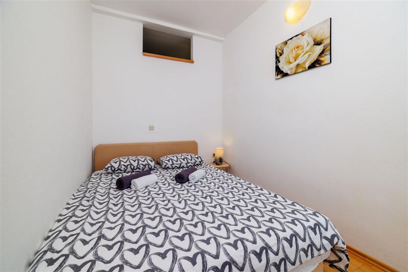 Apartment A2, for 5 persons