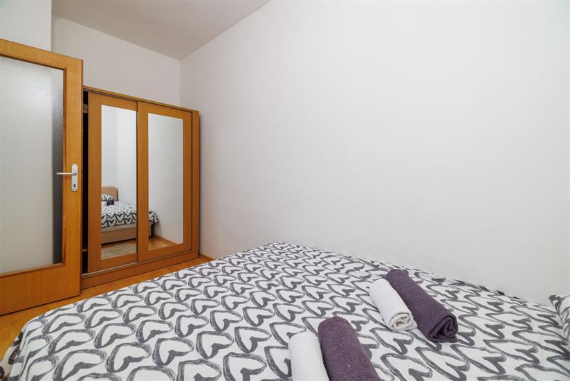 Apartment A2, for 5 persons