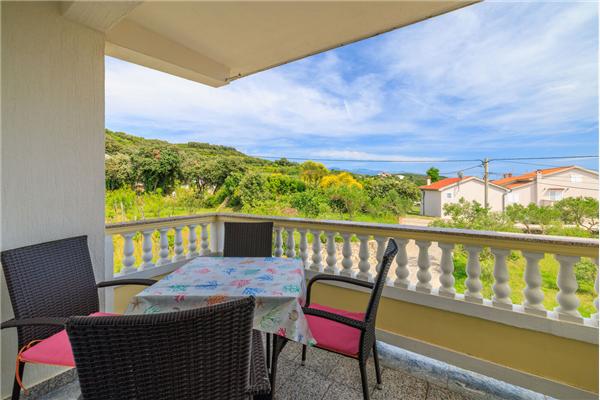 Apartment A2, for 5 persons