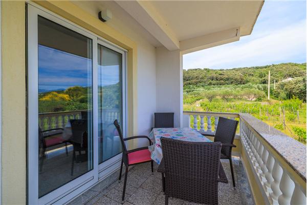 Apartment A2, for 5 persons