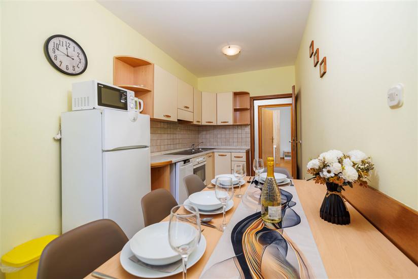 Apartman A2, na 5 osebe