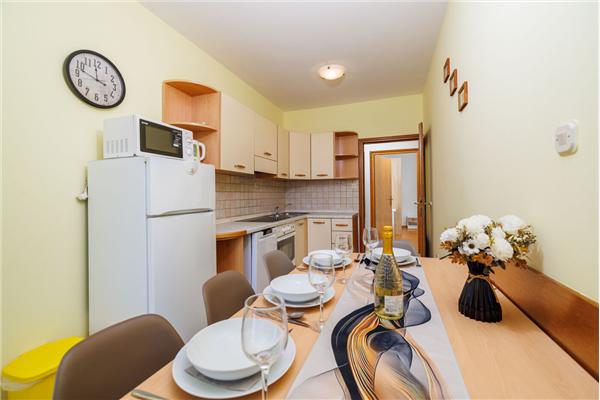 Apartman A2, na 5 osebe