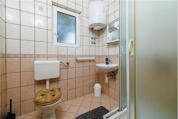 Apartman A2, na 5 osebe