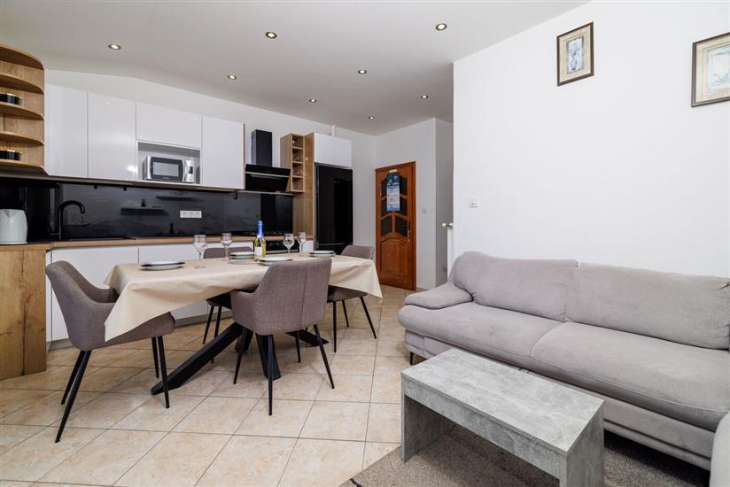 Apartman A3, na 5 osebe