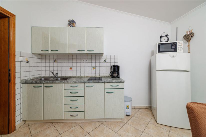 Apartman A4, na 3 osebe