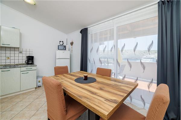 Apartman A4, na 3 osebe