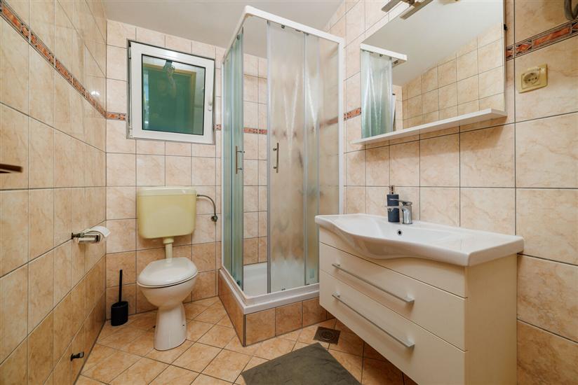 Apartman A4, na 3 osebe