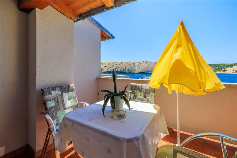 Apartman A4, na 3 osebe