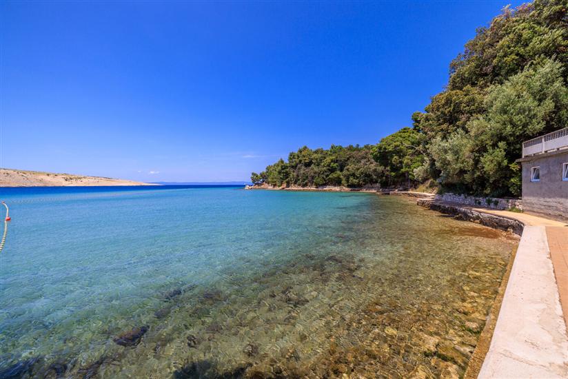 Apartmaji By the sea in Lopar