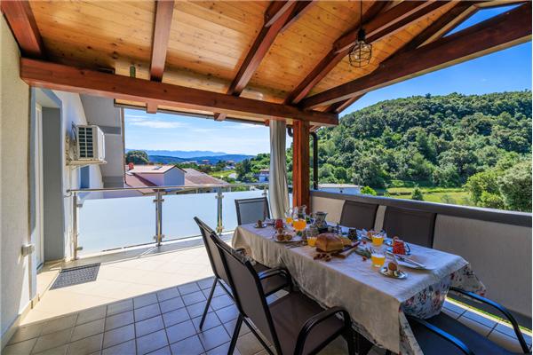 Apartment A1, for 6 persons