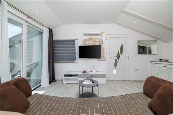 Apartment A1, for 6 persons