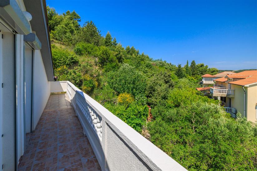 Apartment A1, for 6 persons