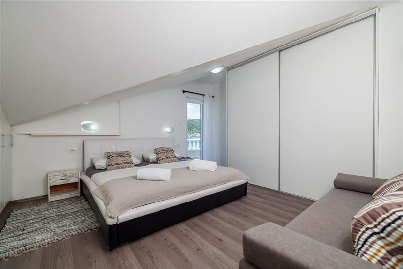 Apartment A1, for 6 persons