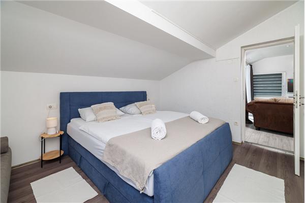 Apartment A1, for 6 persons