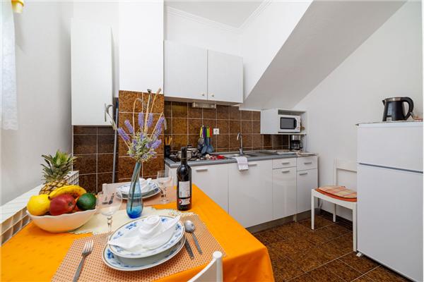 Apartment A2, for 3 persons