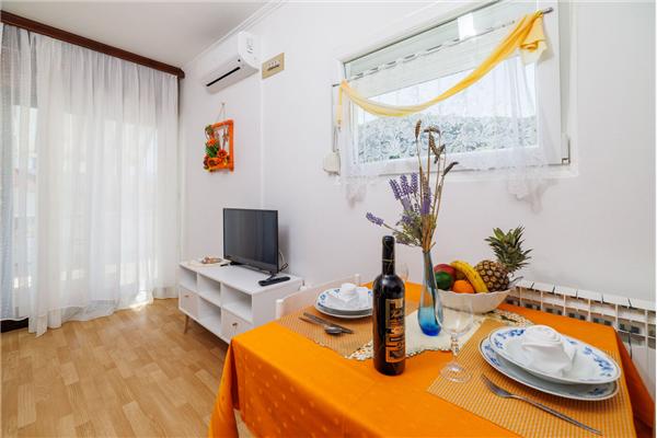Apartment A2, for 3 persons