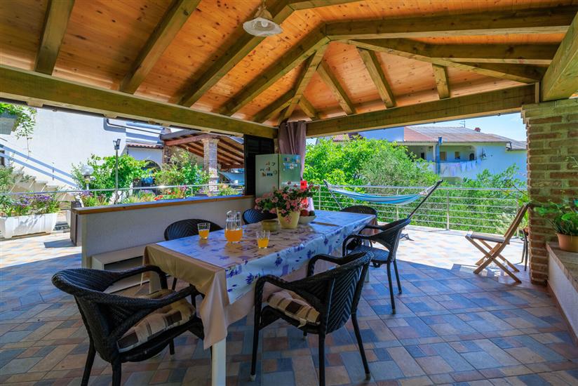 Apartments Mirjana T.