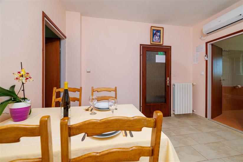 Apartment A1, for 2 persons