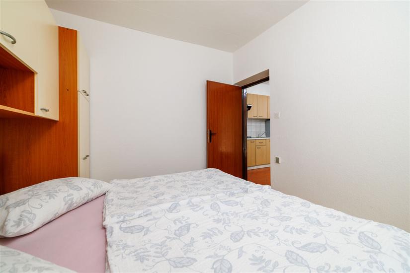 Apartment A1, for 5 persons