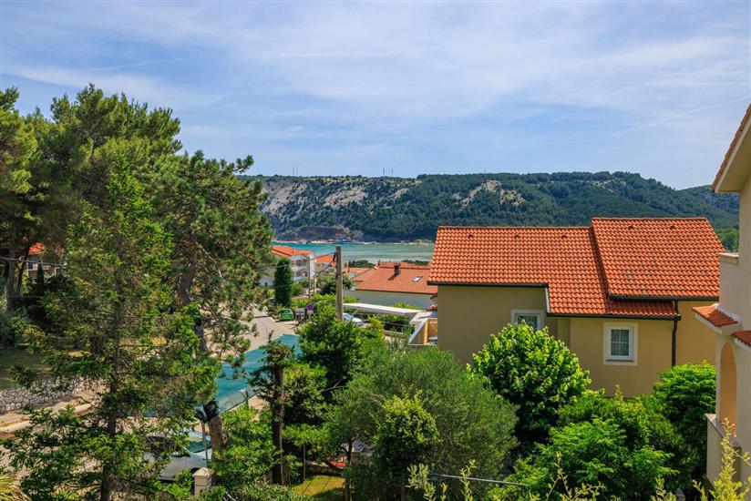 Apartment A1, for 5 persons