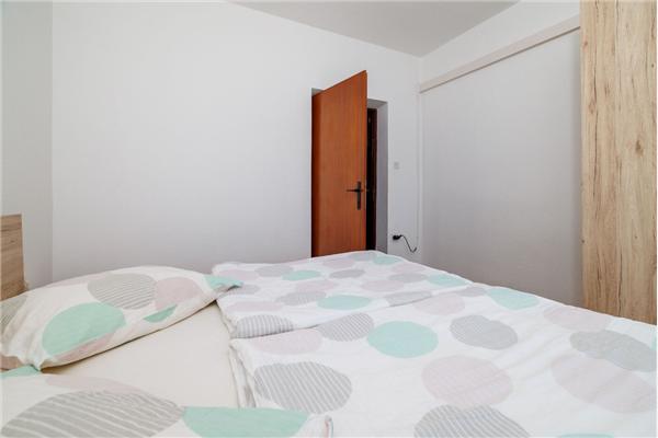 Apartment A2, for 5 persons
