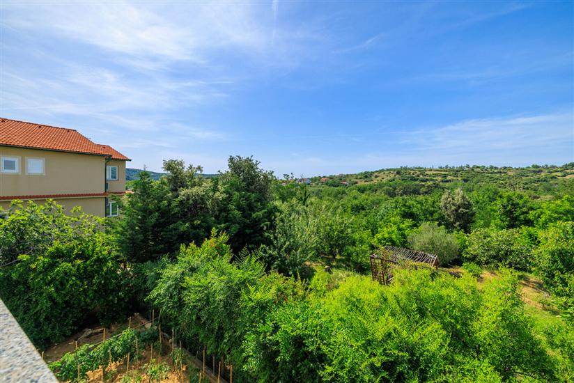 Apartment A2, for 5 persons